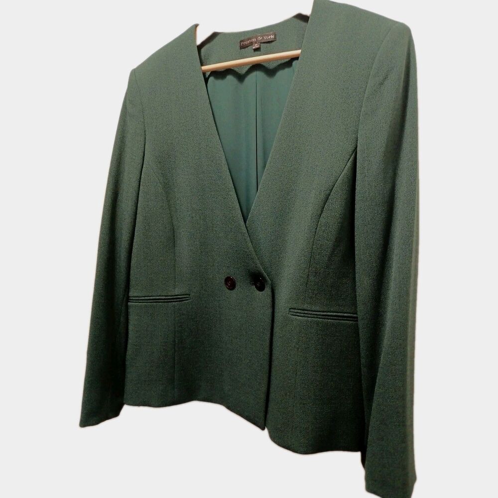 Preston and York Green Women's Double Breasted Suit Jacket NWT Size 18